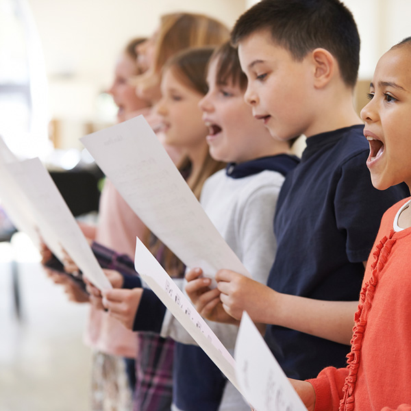 Voice - Classical Lessons in Rive-Sud Boucherville at Home 